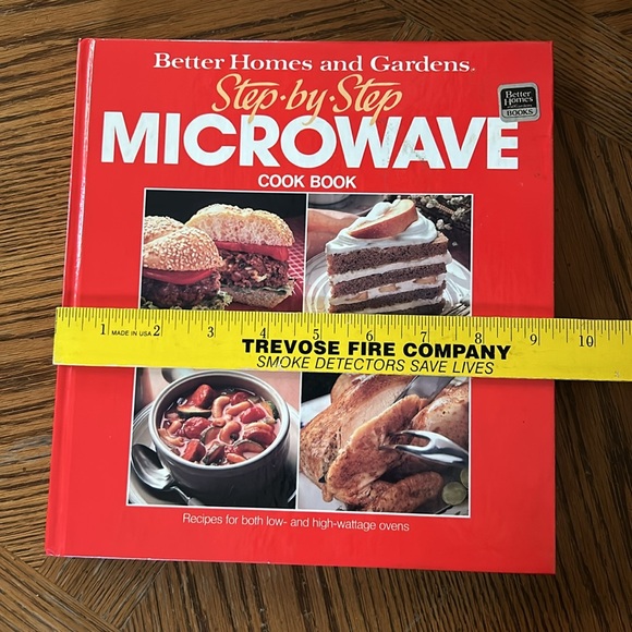 Better Homes and Gardens Step-By-Step
Microwave Cook Hardback Book - Picture 7 of 8
